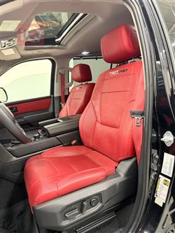 تويوتا سيكويا